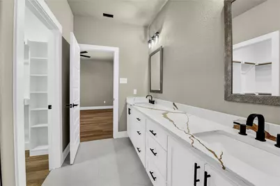 919 SW 3rd Avenue, Mineral Wells, TX 76067 - Photo 35