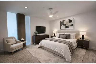 2408 Victory Park Lane #1032, Dallas, TX 75219 - Photo 3