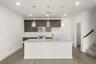 5704 Lakeview Dr, Watauga, TX 76148 - Photo 11