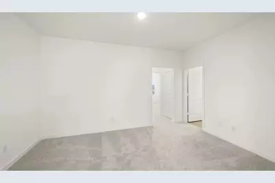 5704 Lakeview Drive, Watauga, TX 76148 - Photo 9