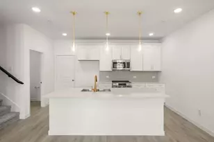 5704 Lakeview Dr, Watauga, TX 76148 - Photo 5