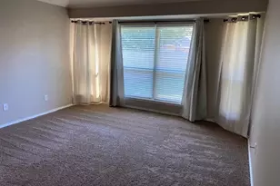 8353 Riversprings Dr, Fort Worth, TX 76053 - Photo 5