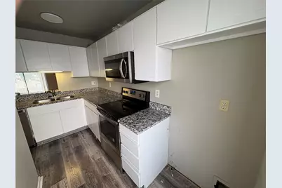 808 W Collins Street, Denton, TX 76201 - Photo 3