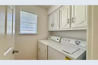 3915 Spring Hollow Drive, Carrollton, TX 75007 - Photo 27