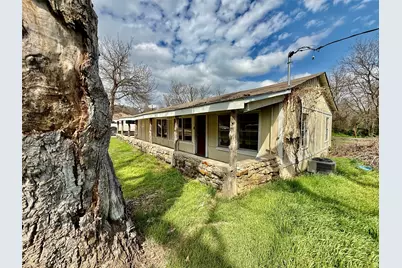 503 SW 15th Avenue, Mineral Wells, TX 76067 - Photo 1