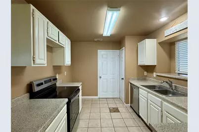 113 Suttonwood Drive, Fort Worth, TX 76108 - Photo 7