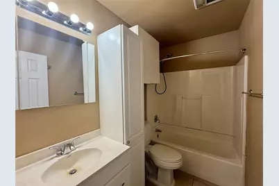 113 Suttonwood Drive, Fort Worth, TX 76108 - Photo 9