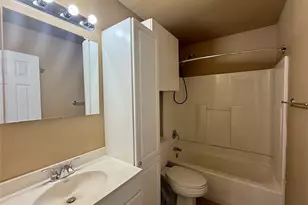 113 Suttonwood Dr, Fort Worth, TX 76108 - Photo 9