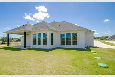 9012 Valley Oak Court, Springtown, TX 76082 - Photo 37