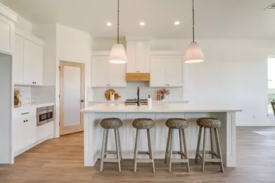 9012 Valley Oak Court, Springtown, TX 76082 - Photo 11