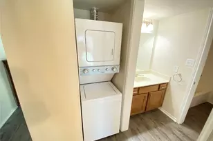 9831 Walnut St, Dallas, TX 75243 - Photo 21