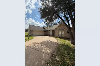 629 N Parks Drive, DeSoto, TX 75115 - Photo 3