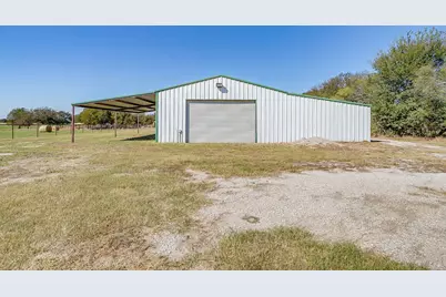 2608 Turkey Creek Road, Mineral Wells, TX 76067 - Photo 35