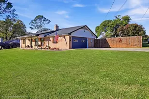 201 Hickory Ln, Hickory Creek, TX 75065 - Photo 3