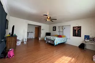 733 Foster St, Marlin, TX 76661 - Photo 17