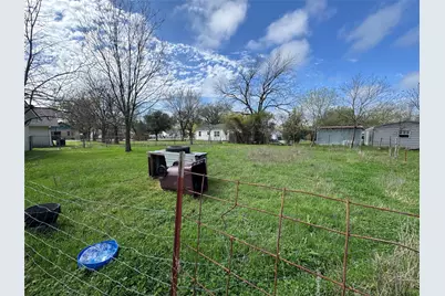 733 Foster Street, Marlin, TX 76661 - Photo 39