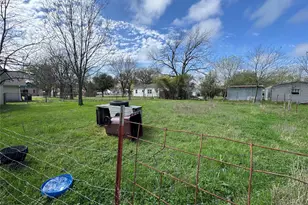 733 Foster St, Marlin, TX 76661 - Photo 39