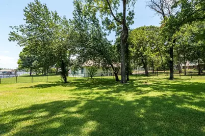 162 Lake Drive, Enchanted Oaks, TX 75156 - Photo 7