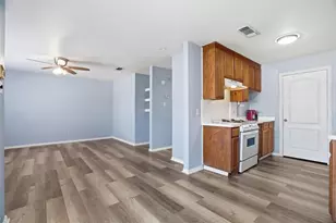 609 Race St, Crowley, TX 76036 - Photo 5