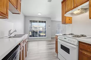 609 Race St, Crowley, TX 76036 - Photo 7