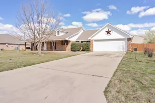 107 Ashley St, Alvord, TX 76225 - Photo 3