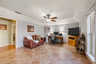 2621 Sedgeway Ln, Carrollton, TX 75006 - Photo 17