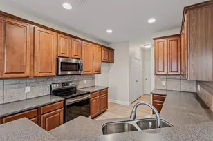 3614 Boxwood Dr, Garland, TX 75040 - Photo 9