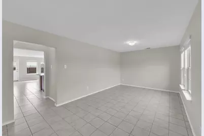 2535 Brentwood, Lancaster, TX 75134 - Photo 9