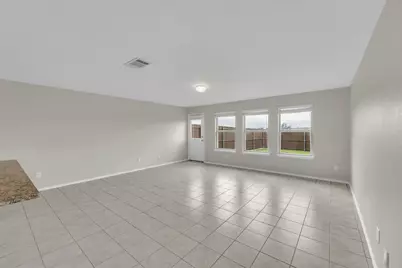 2535 Brentwood, Lancaster, TX 75134 - Photo 13