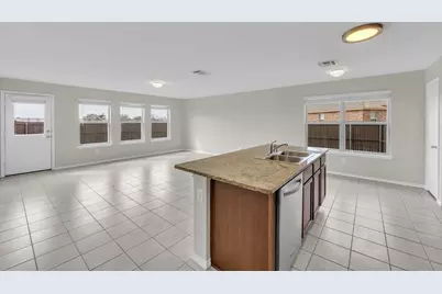 2535 Brentwood, Lancaster, TX 75134 - Photo 11