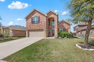 837 Graham Dr, Burleson, TX 76028 - Photo 3
