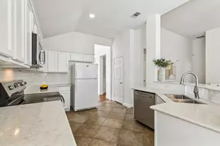 2106 Wagon Wheel Trail, Corinth, TX 76208 - Photo 11