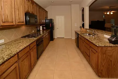 5824 Silver Buckle Drive, McKinney, TX 75070 - Photo 5