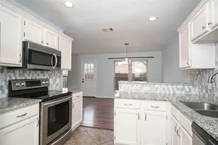 1524 Briarcrest Dr, Grapevine, TX 76051 - Photo 7