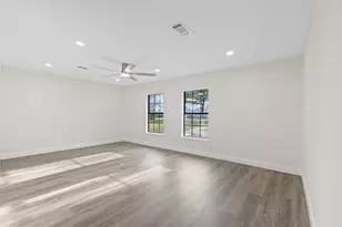 703 S 4th St, Crandall, TX 75114 - Photo 19