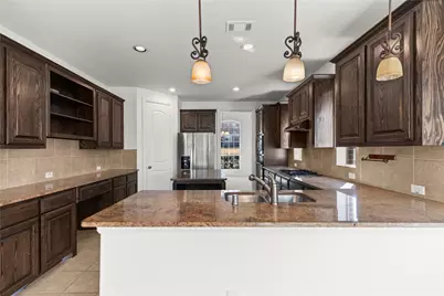 420 Preston Creek Drive, McKinney, TX 75072 - Photo 7