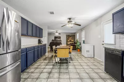 1856 Lariat Drive, Fort Worth, TX 76247 - Photo 7