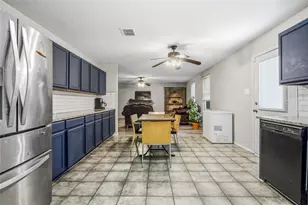 1856 Lariat Dr, Fort Worth, TX 76247 - Photo 7