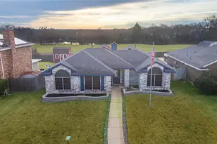 2524 Boardwalk Dr, Mesquite, TX 75181 - Photo 1