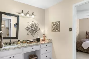 14683 Plage Ln, Addison, TX 75001 - Photo 17