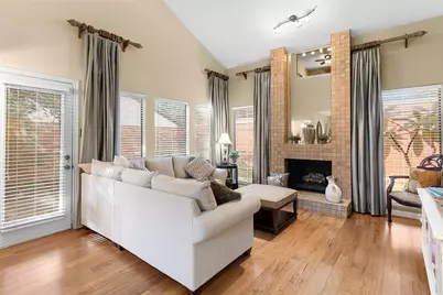 14683 Plage Lane, Addison, TX 75001 - Photo 7