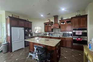 808 Shady Brook Ln, Red Oak, TX 75154 - Photo 1