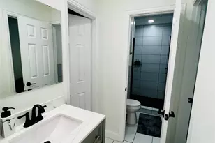 2859 W Brooklyn Ave, Dallas, TX 75211 - Photo 25