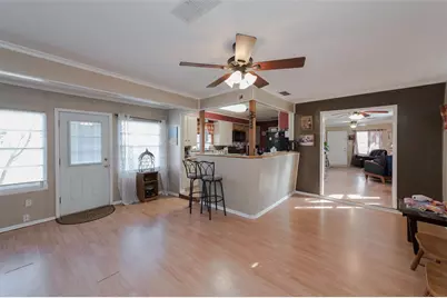 221 W Burton Street, Sherman, TX 75092 - Photo 9