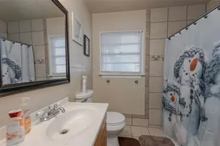 221 W Burton St, Sherman, TX 75092 - Photo 17