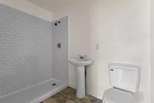 2010 Market Ave, Fort Worth, TX 76164 - Photo 15