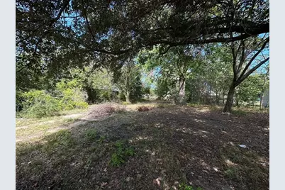 1306 S 5th Street, Bonham, TX 75418 - Photo 9