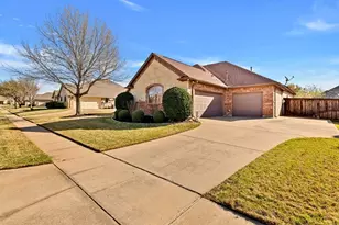 7012 Ridge Line Dr, North Richland Hills, TX 76182 - Photo 27