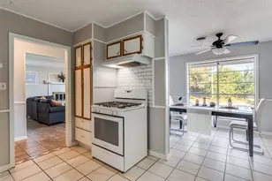 1505 N Matthews St, Bowie, TX 76230 - Photo 7