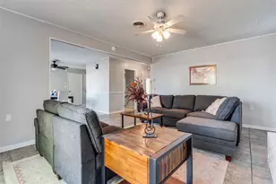 1505 N Matthews St, Bowie, TX 76230 - Photo 5